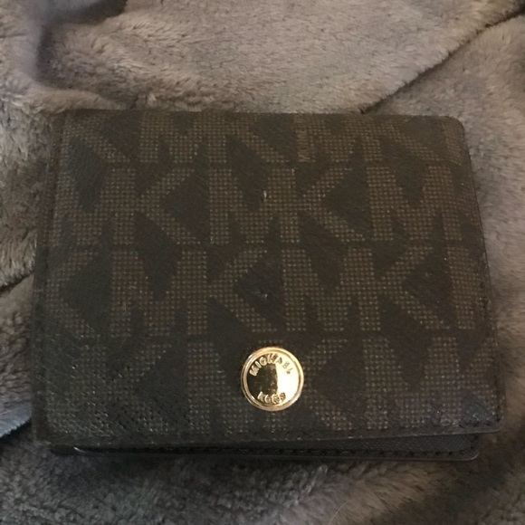 Michael Kors Handbags - Michael Kors Brown Signature Wallet